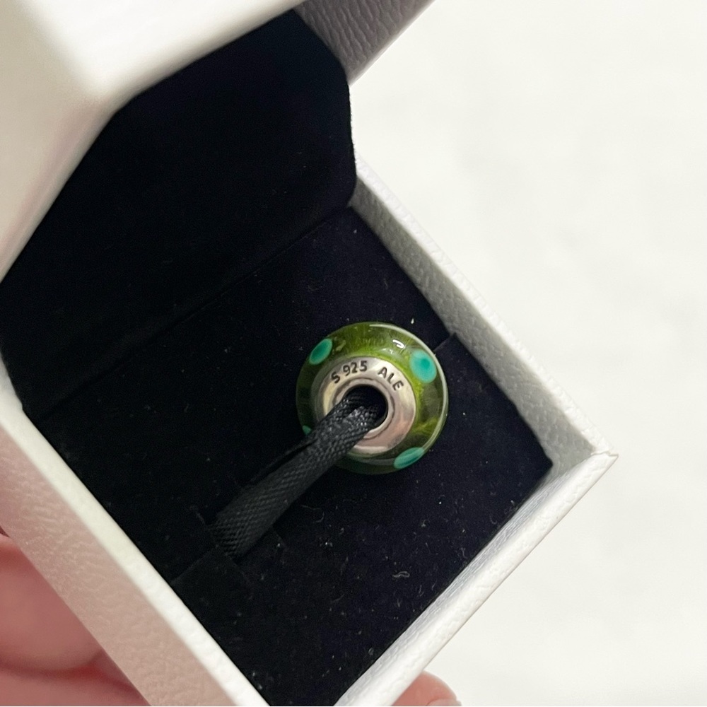 Pandora Green Polka Dot Murano Charm with Box - Picture 7 of 8